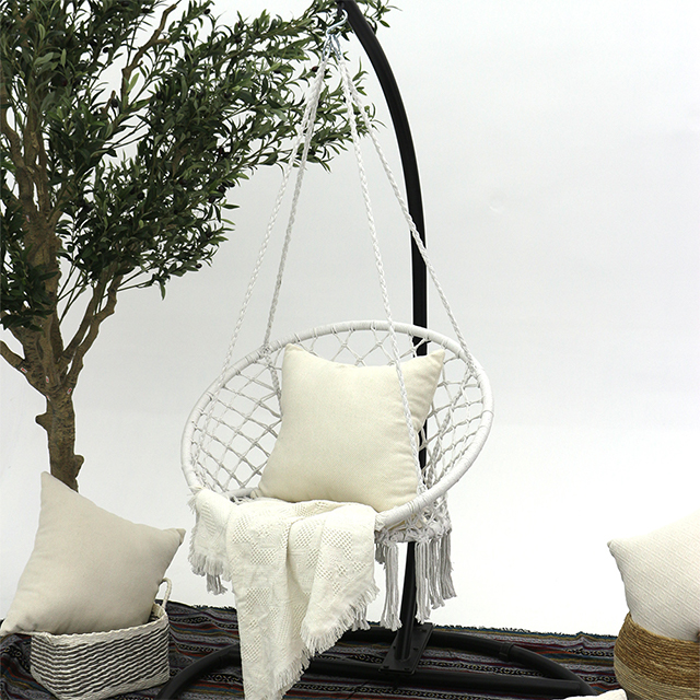 Beige pendens Cathedra Handwoven Cotton Hammock adductius pro Umbraticis Outdoor usus Adscendens Hardware Backrest 265lbs Capacity